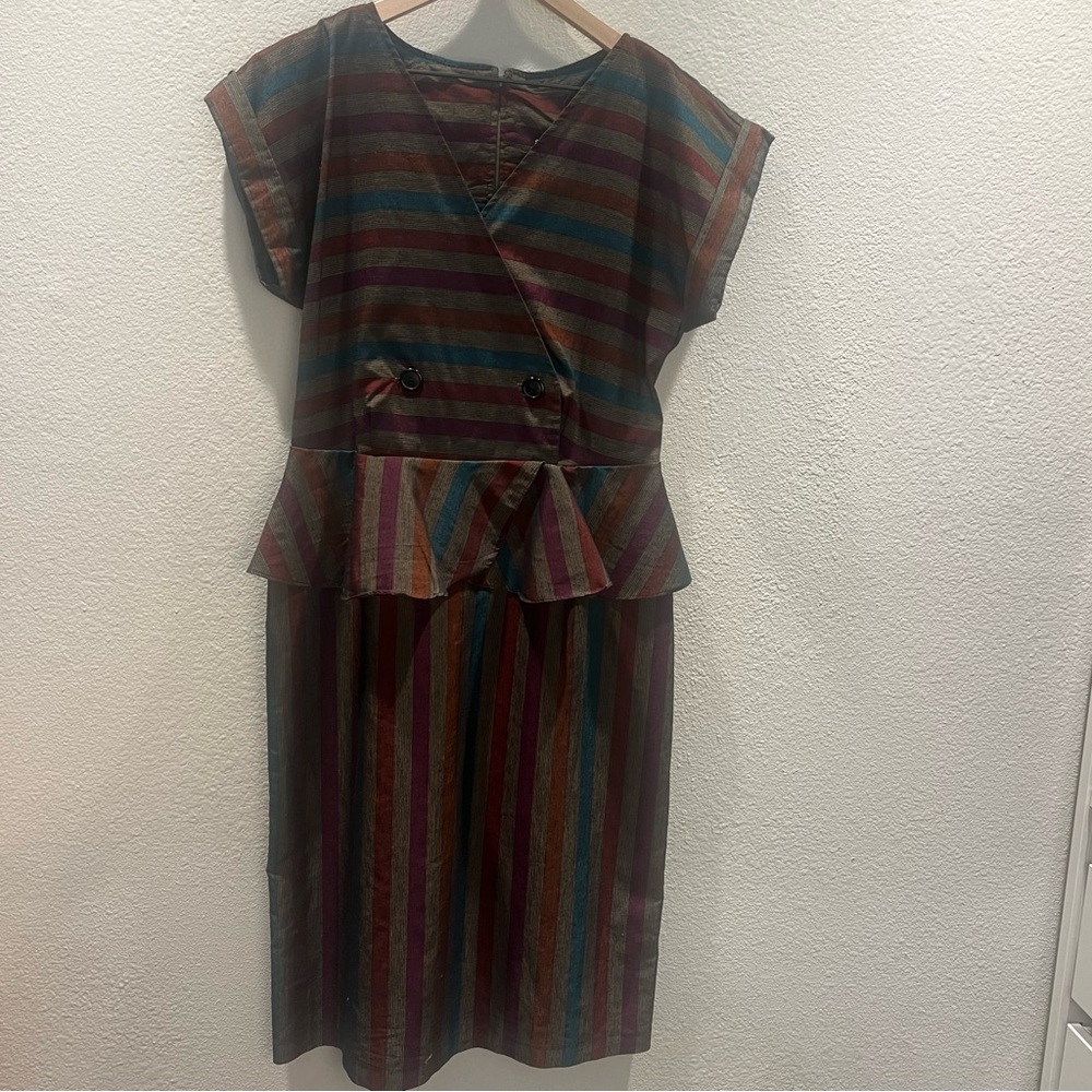 Vintage 80’s peplum waist striped dress with button front detail SZ 10